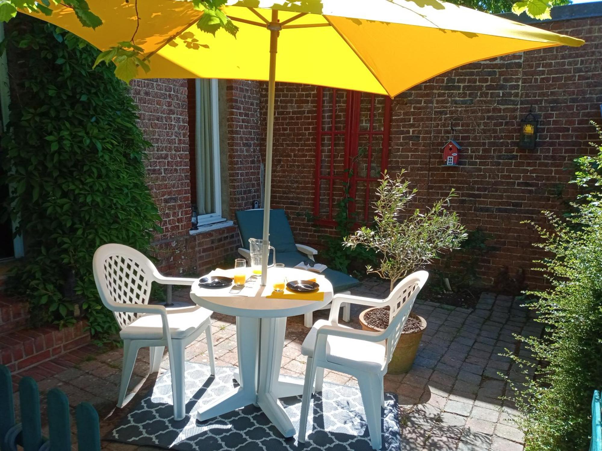 Bed and Breakfast Le Paris Londres Mesnieres-en-Bray Номер фото
